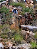 Walking to the eighth gorge. Walking to the eighth gorge.