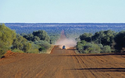 The Mereenie Loop Road  (Alice Springs area)