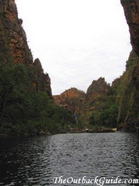 Twin Falls Gorge: view towards the falls