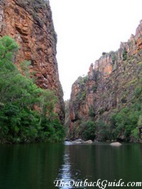 Twin Falls Gorge: view away from the falls