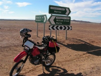 Bopeechee Siding (Borefield Rd. meets Oodnadatta Track)