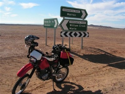 Bopeechee Siding (Borefield Rd. meets Oodnadatta Track)